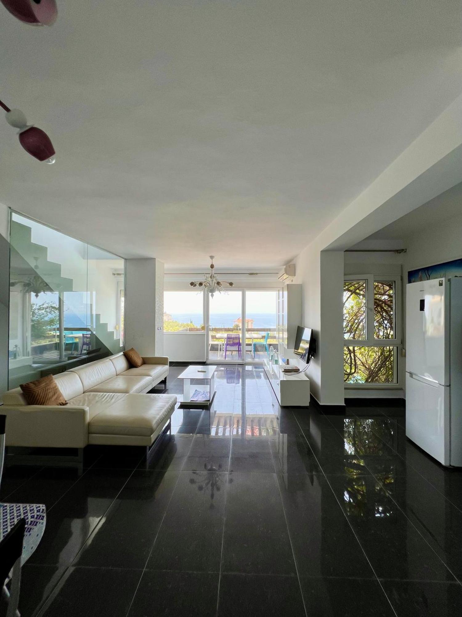 The Olives Terrace Residences Дхерми Экстерьер фото